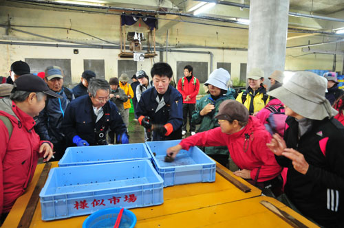 120512八景ウニ試食.jpg