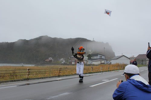 BB凧揚げ.jpg