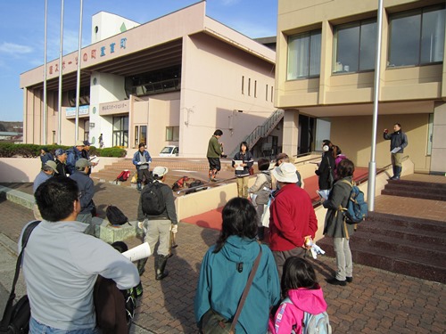 ジオ塾⑧_公民館前.jpg