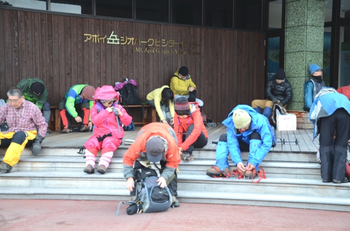 0222 2 アイゼン.jpg