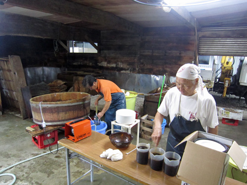 久野・魚醤づくり1.jpg