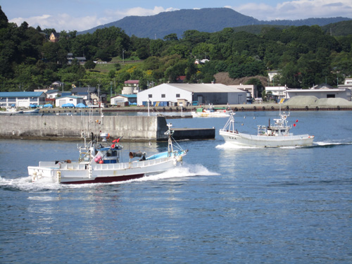 外防からの漁船往来.jpg