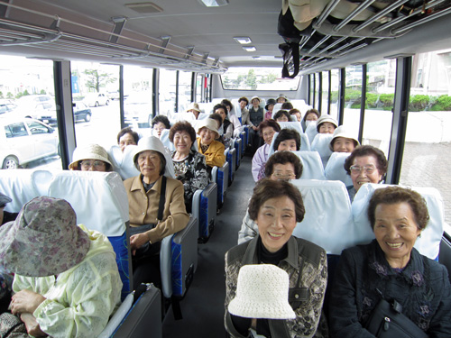 11消費者協会・バス様子.jpg