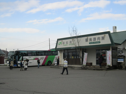 終着駅探訪_駅前.jpg
