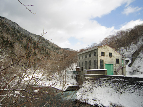冬の幌満峡_第3発電所.jpg
