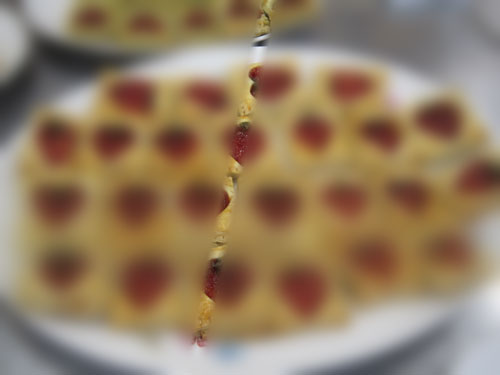 様高_イチゴパイ (2).jpg