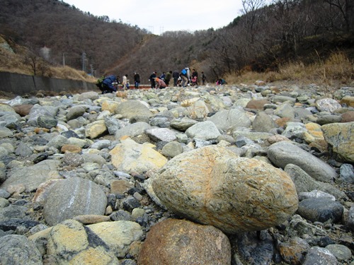 http://www.apoi-geopark.jp/blog/img/2014/%E3%82%B8%E3%82%AA%E5%A1%BE%E2%91%A7_%E5%B9%8C%E6%BA%80%E5%B3%A1%E6%B2%B3%E5%8E%9F.jpg