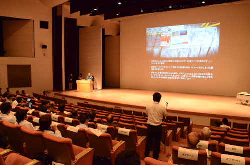 公開プレゼン_委員質問.jpg