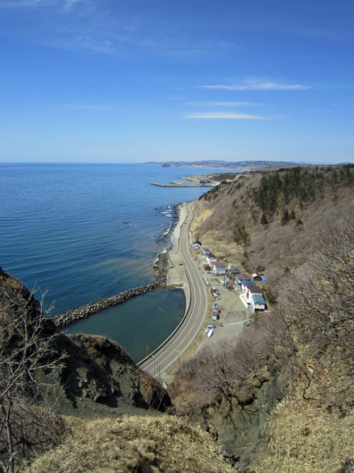 東冬島断崖上からの眺め.jpg