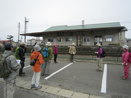 http://www.apoi-geopark.jp/blog/img/2015/%E5%85%AB%E6%99%AF_%E6%A7%98%E4%BC%BC%E9%A7%85.jpg