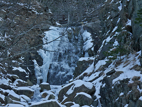 不動の滝_200209.jpg