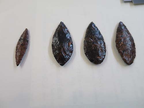 黒曜石石器レプリカ