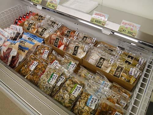 観光案内所冷凍棚.jpg