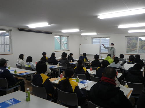 2021-12-28 様似中学校の総合学習その１.jpg