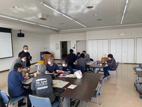 paper umbrella 01.jpg